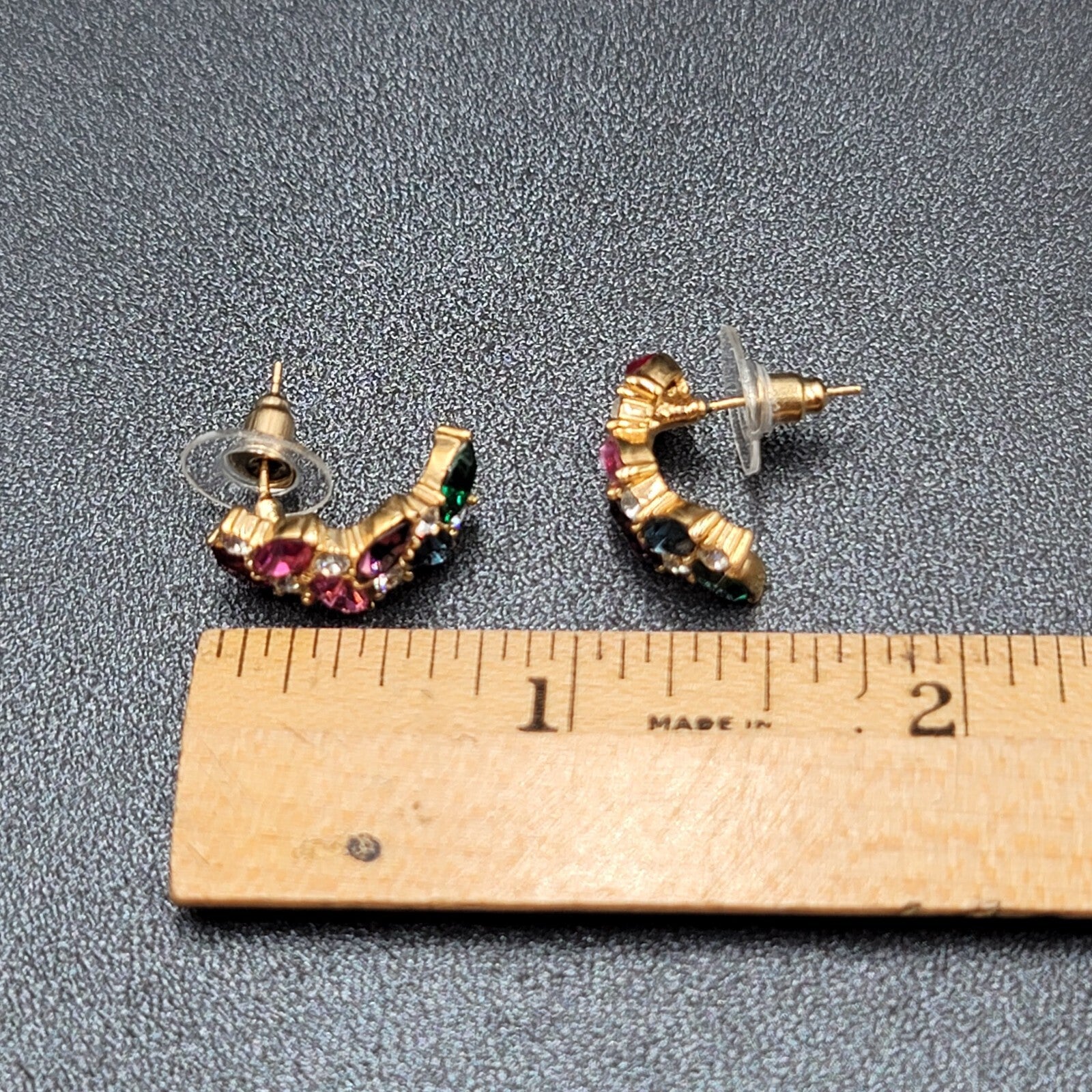 Pierced Earrings Gold tone Multicolor Half Hoops 3/4"