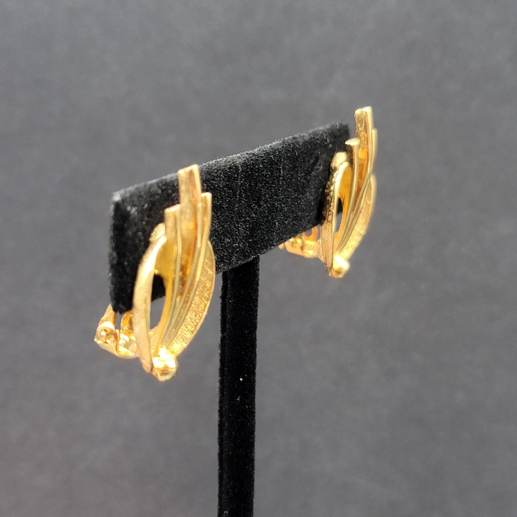 Vintage Clip on Earrings Gold Plated Open Oval Drop Estate Jewelry 1"