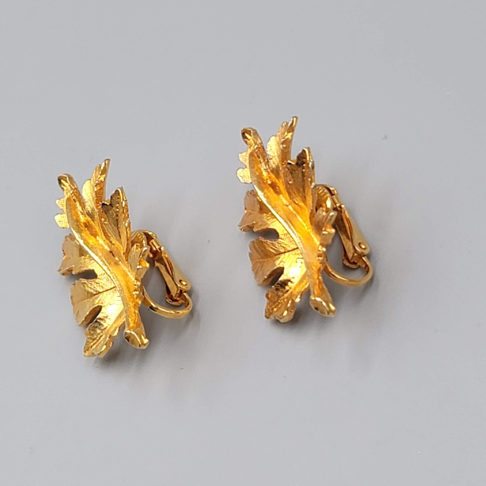 Vintage Gold Plated Leaf Clip on Earrings Leaves Drop 1 3/8"