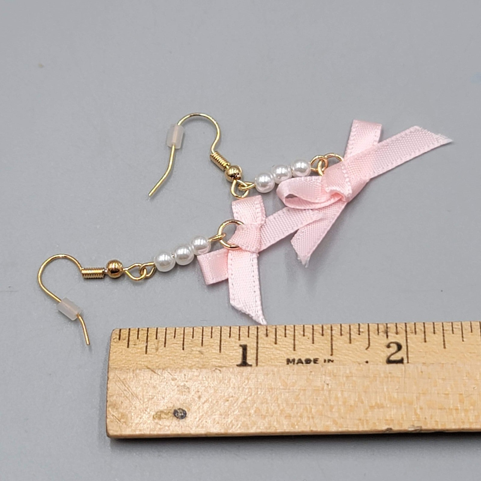 Pink Bow Faux Pearl Pierced Earrings Dangle Gold Tone Cute 1.25"