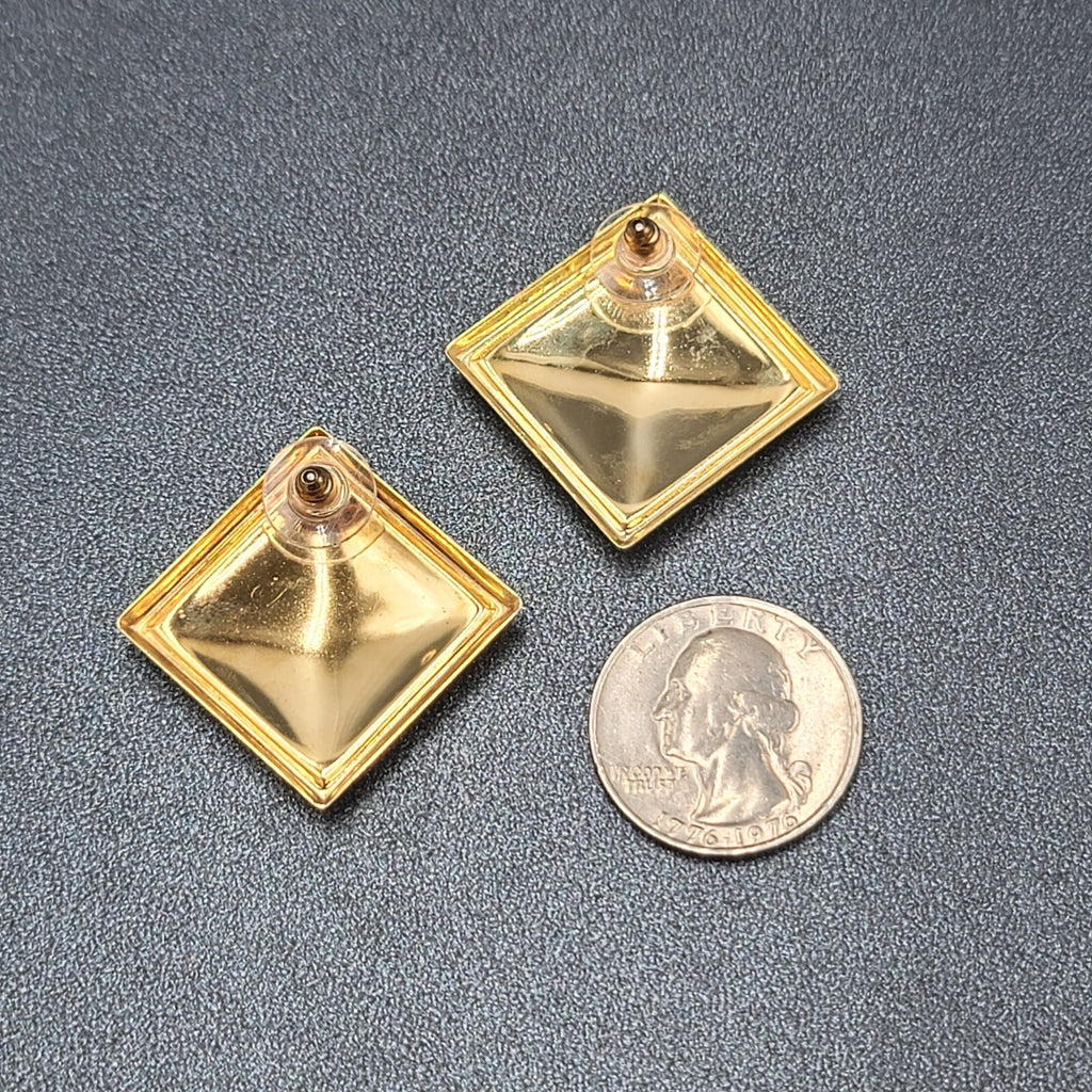 Vintage Pierced Earrings Gold tone Swirl White Gold Enamel Square Drop 1 3/8"