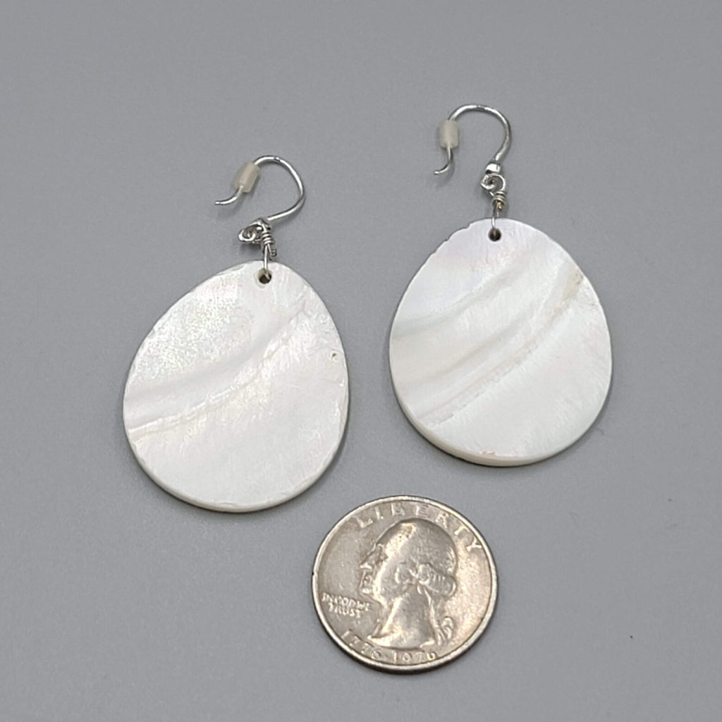 Shell Pierced Earrings Mother of Pearl Yellow Green Teardrop Dangle 1 5/8"