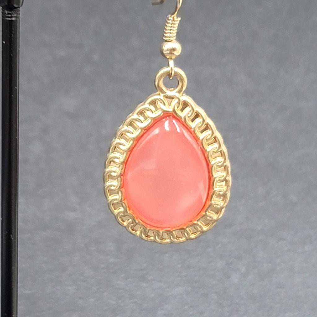 Pierced Earrings Gold tone Pink Translucent Resin Teardrop Dangle 1"