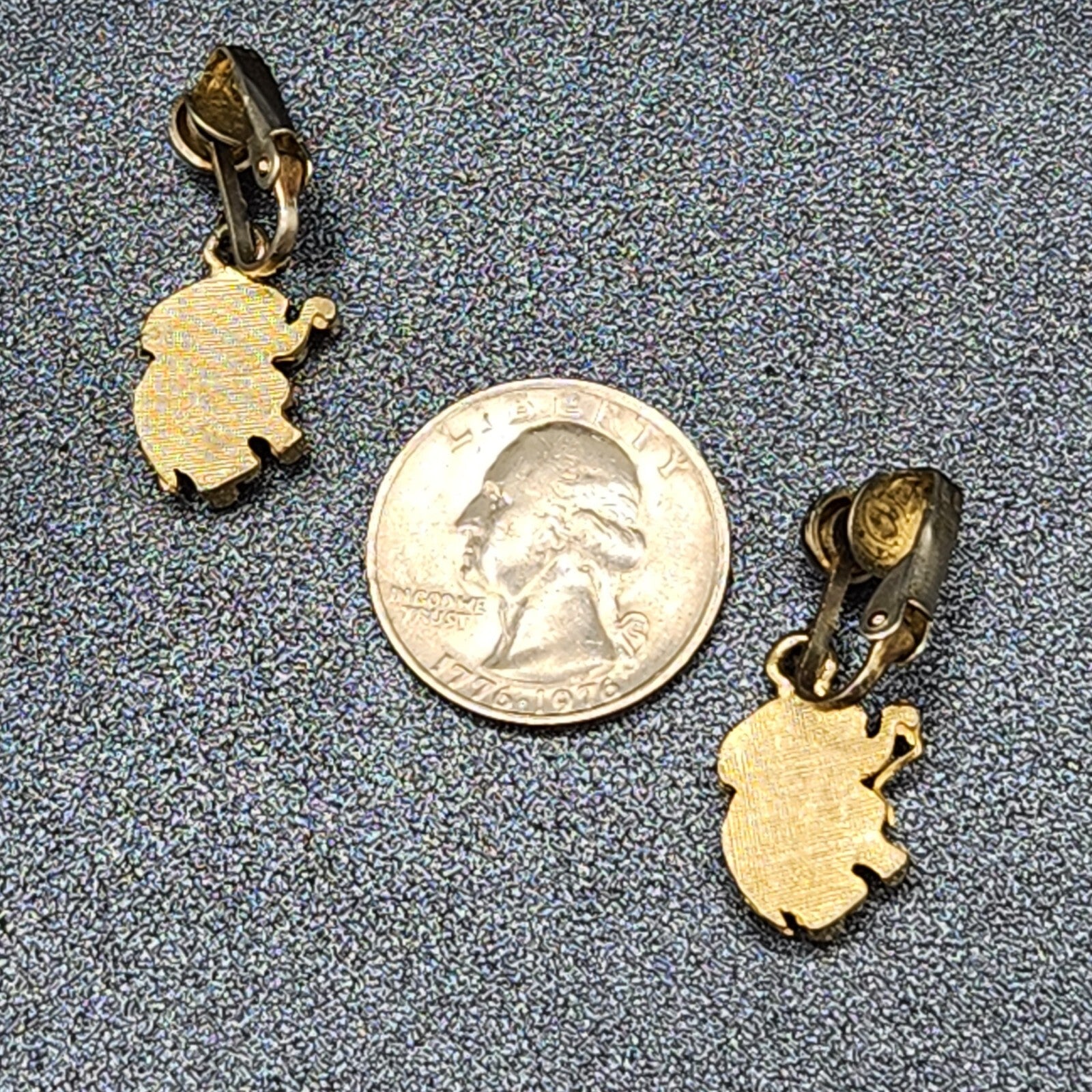 Vintage Clip on Earrings Gold tone Elephant Dangle 3/4"