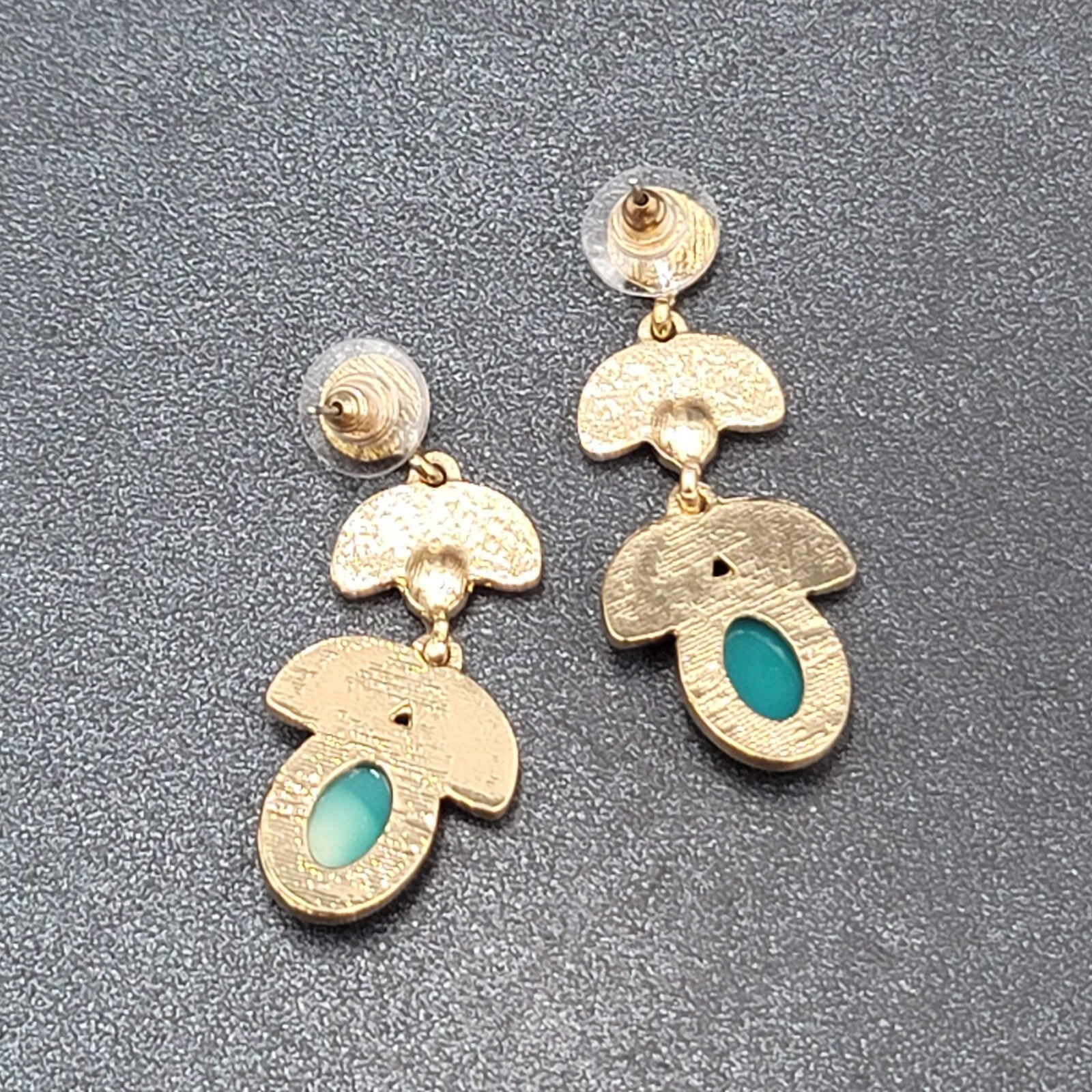 Pierced Earrings Gold tone Teal Green Faceted Acrylic Statement Drop 1 7/8"