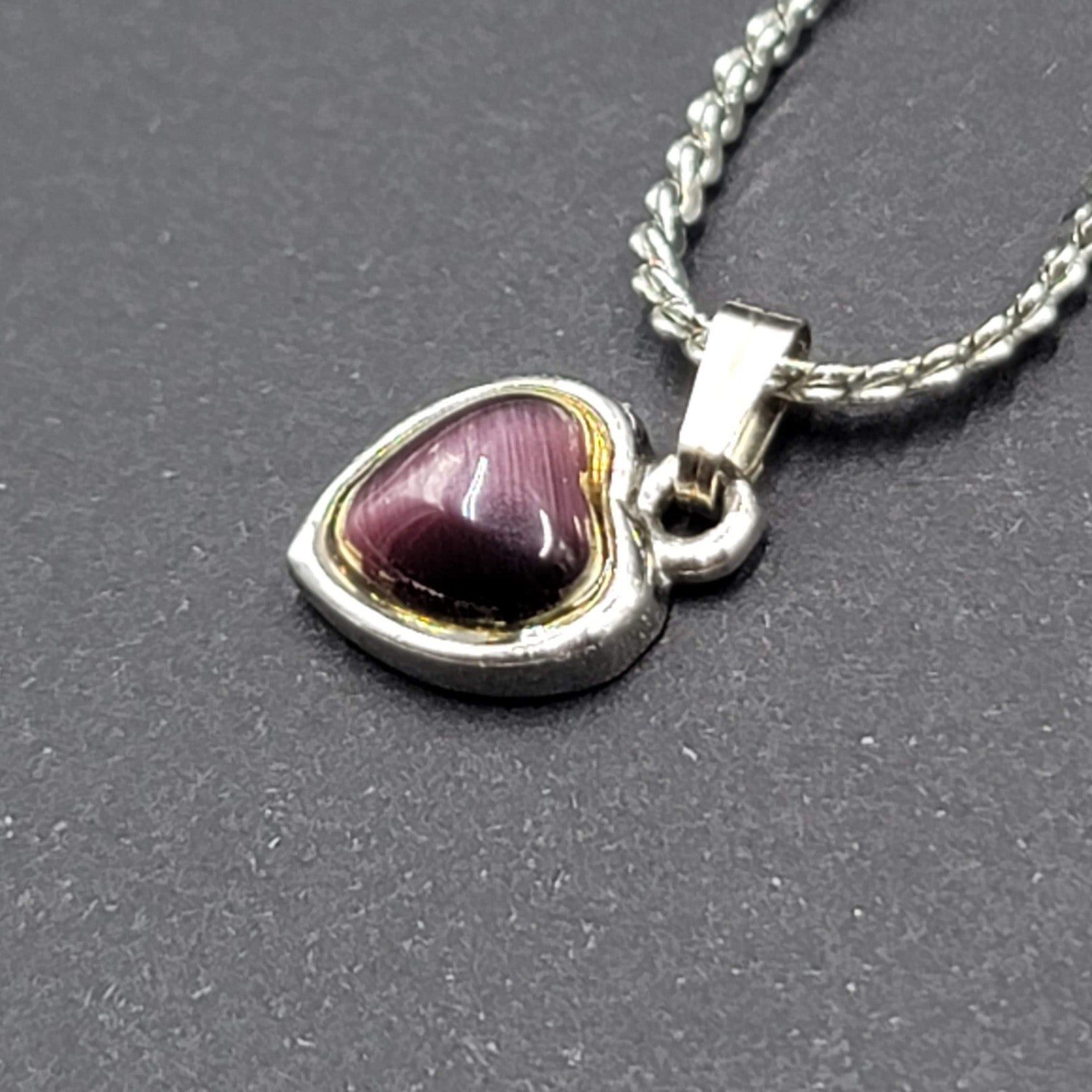 Purple Cats Eye Stone Heart Pendant Necklace Silver tone Serpentine Chain 18"
