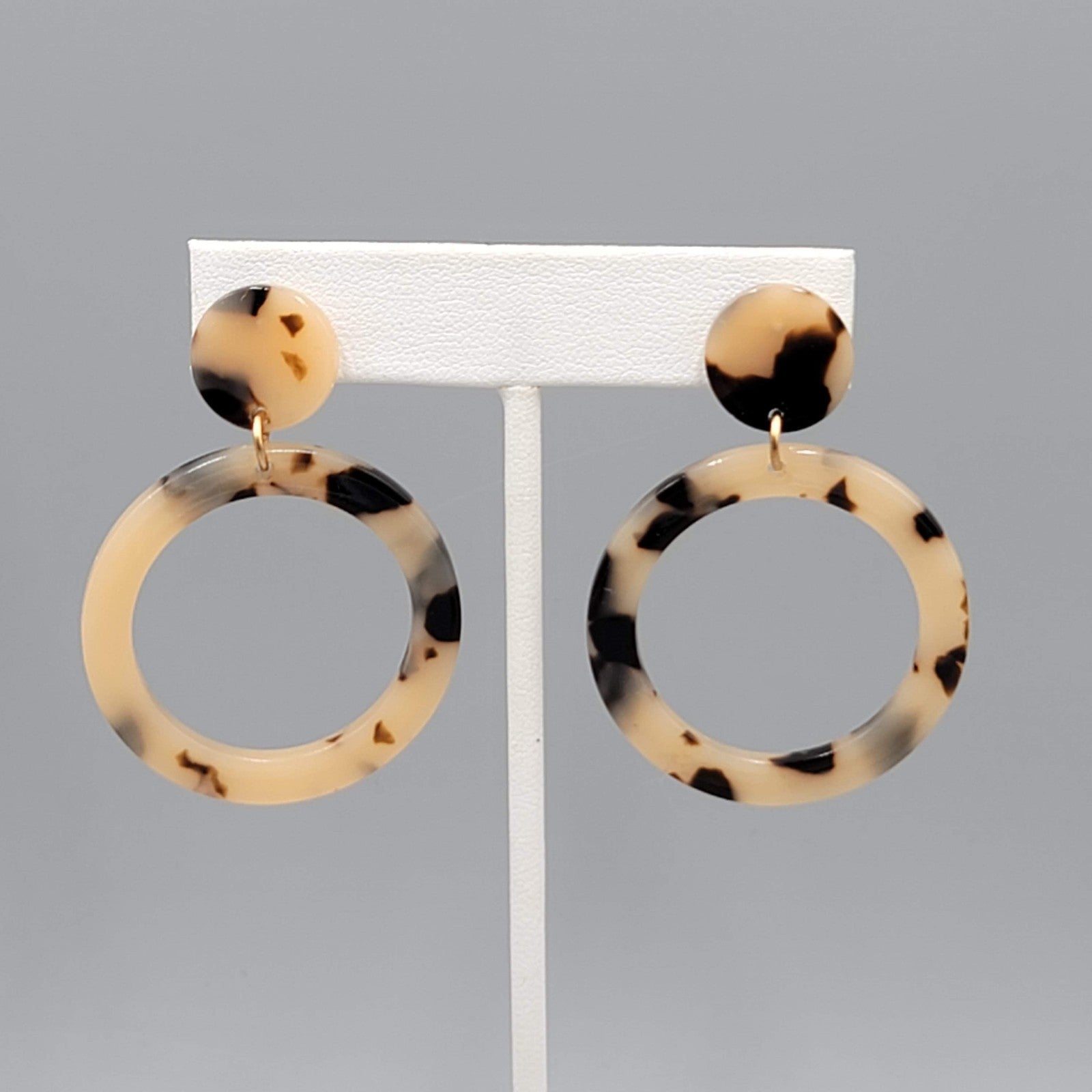 Acrylic Tortoise Hoops Pierced Earrings Gold tone Dangle 2"