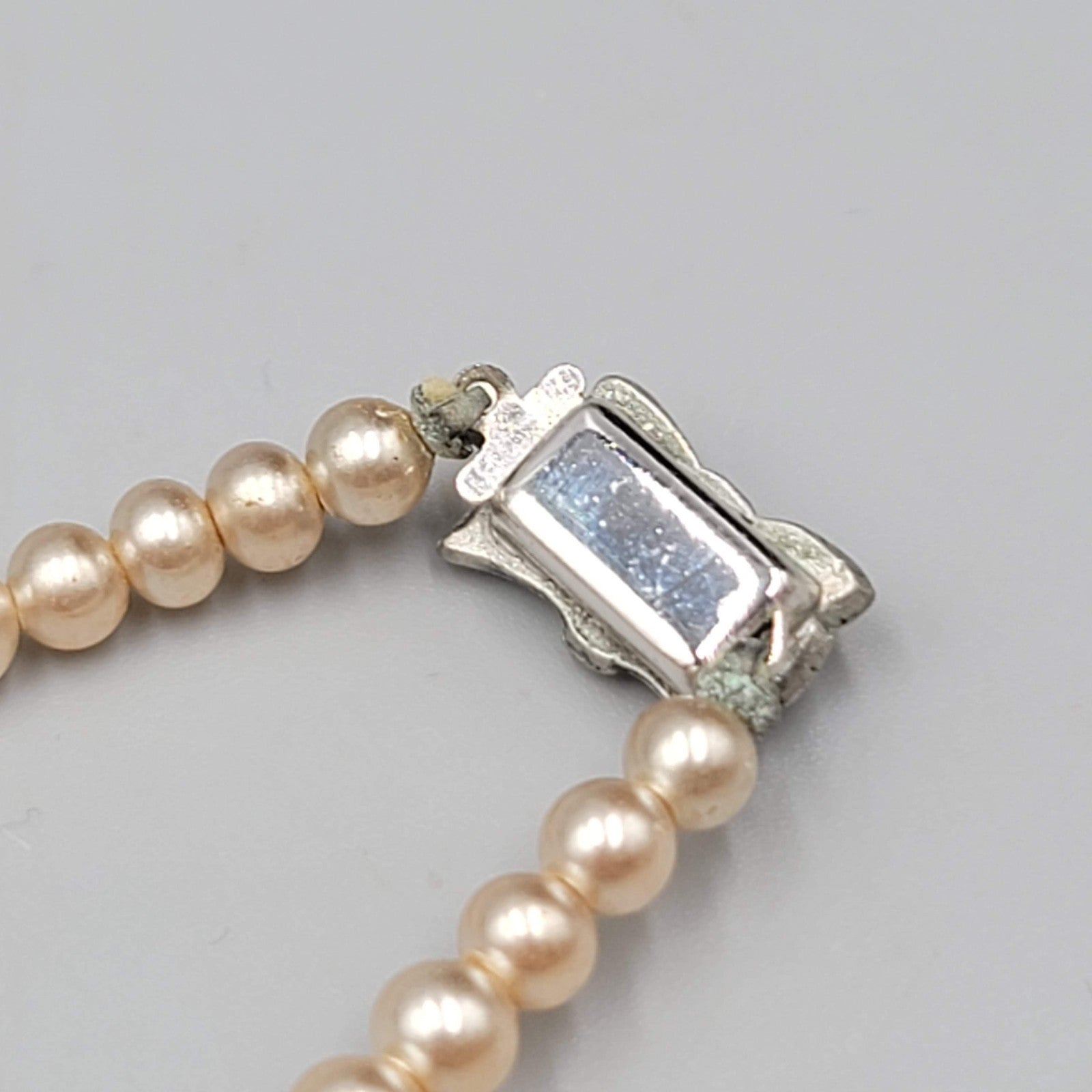Vintage Faux Pearl Glass Bead Necklace Graduated Estate Costume Jewelry 16"