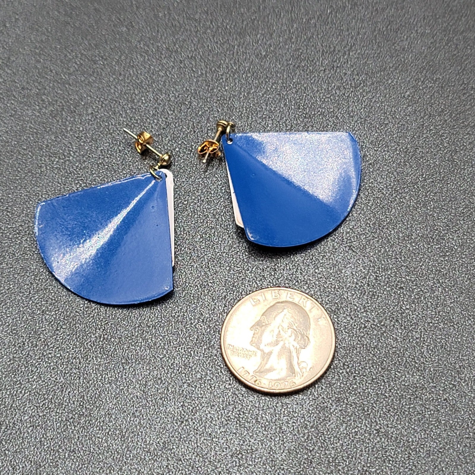 Vintage Pierced Earrings Blue White Enamel Triangle Dangle 1.5"