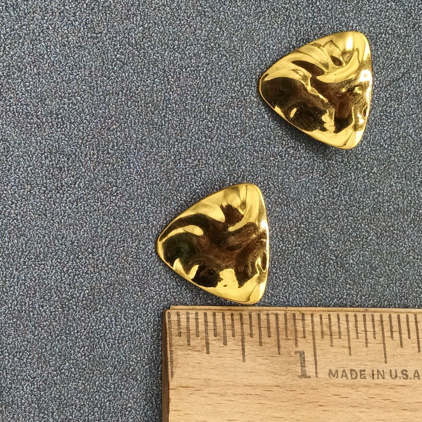Vintage ROMA Clip on Earrings Hammered Gold Plated High Polish Drop 3/4"