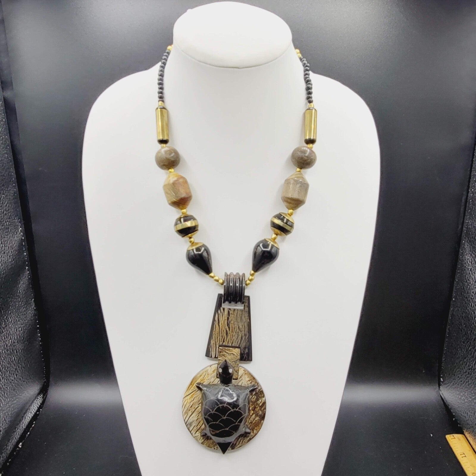 Safari TURTLE Carved Wood Beaded Brass Necklace Vintage 21"