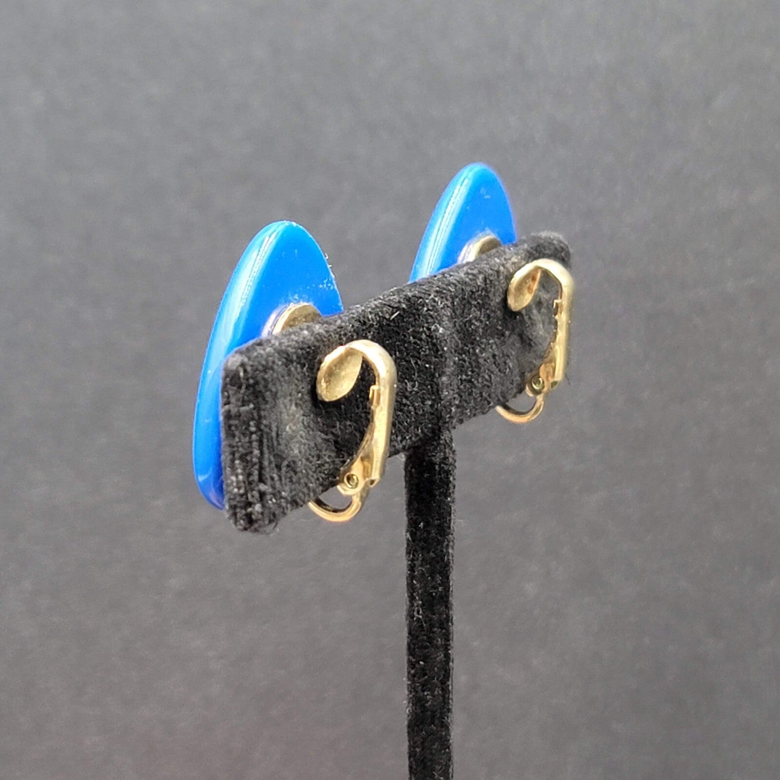 Vintage Clip on Earrings Blue Acrylic Rounded Triangles 1"