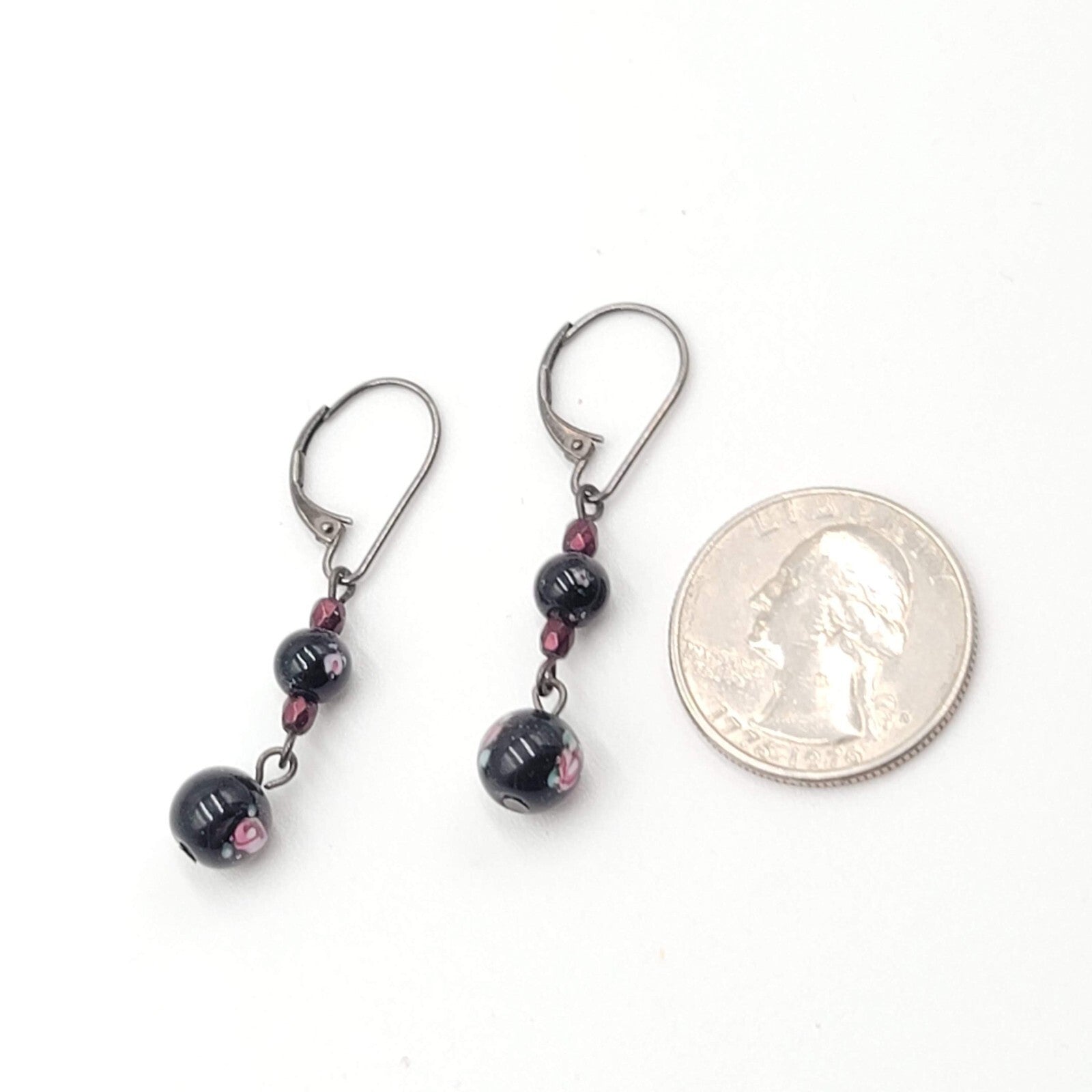 Pierced Earrings Black Metal Flower Glass Bead Dangle 1"