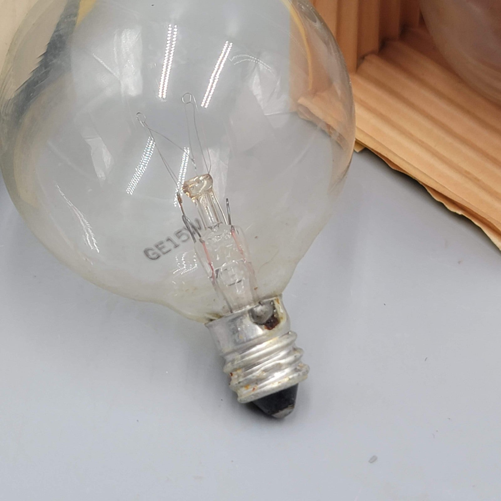 Vintage Lot Of 2 GE General Electric FG-1627-1 15W Bulb Lamp