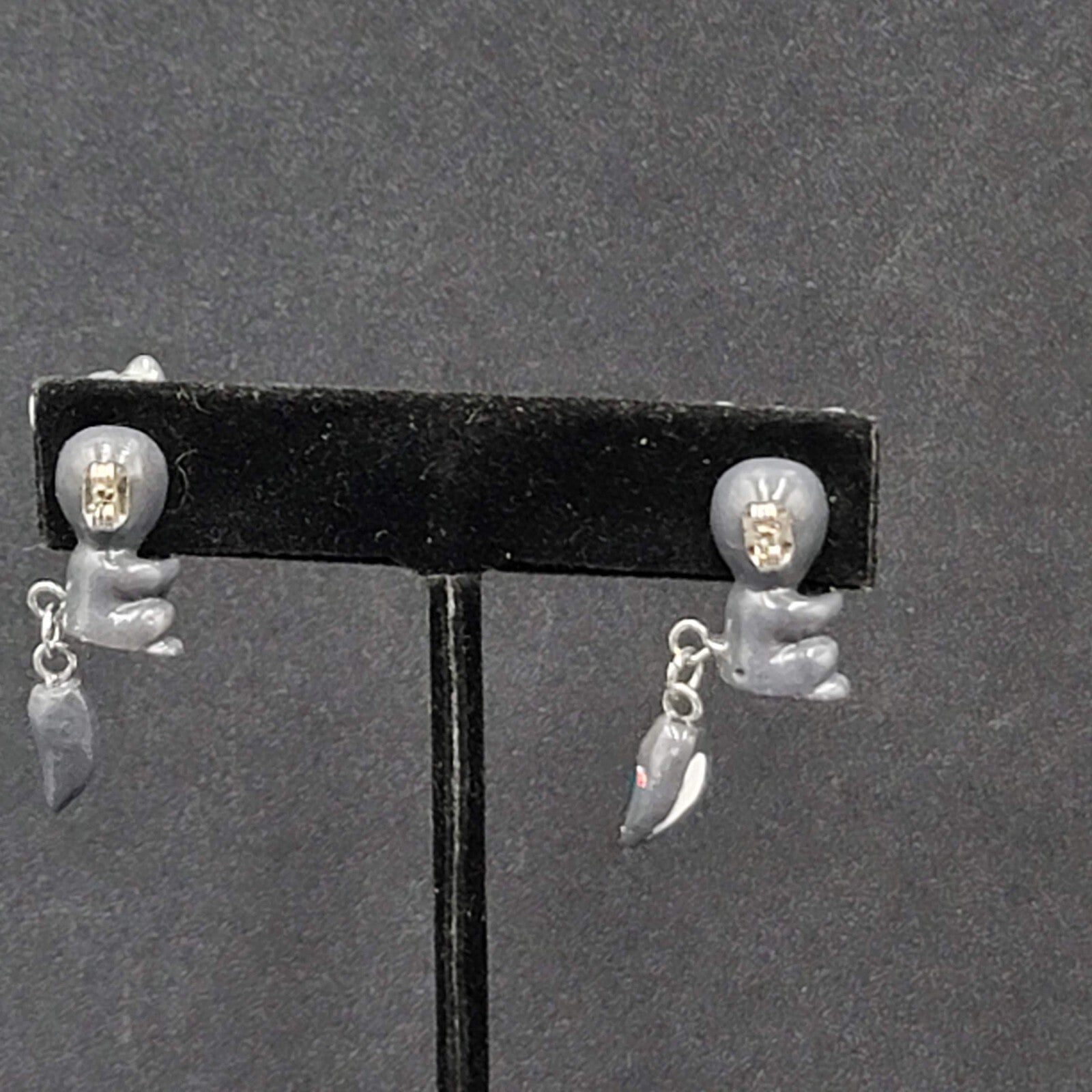 Vintage Pierced Earrings Gray Hand Painted 3D Skunk Dangle 1.25"