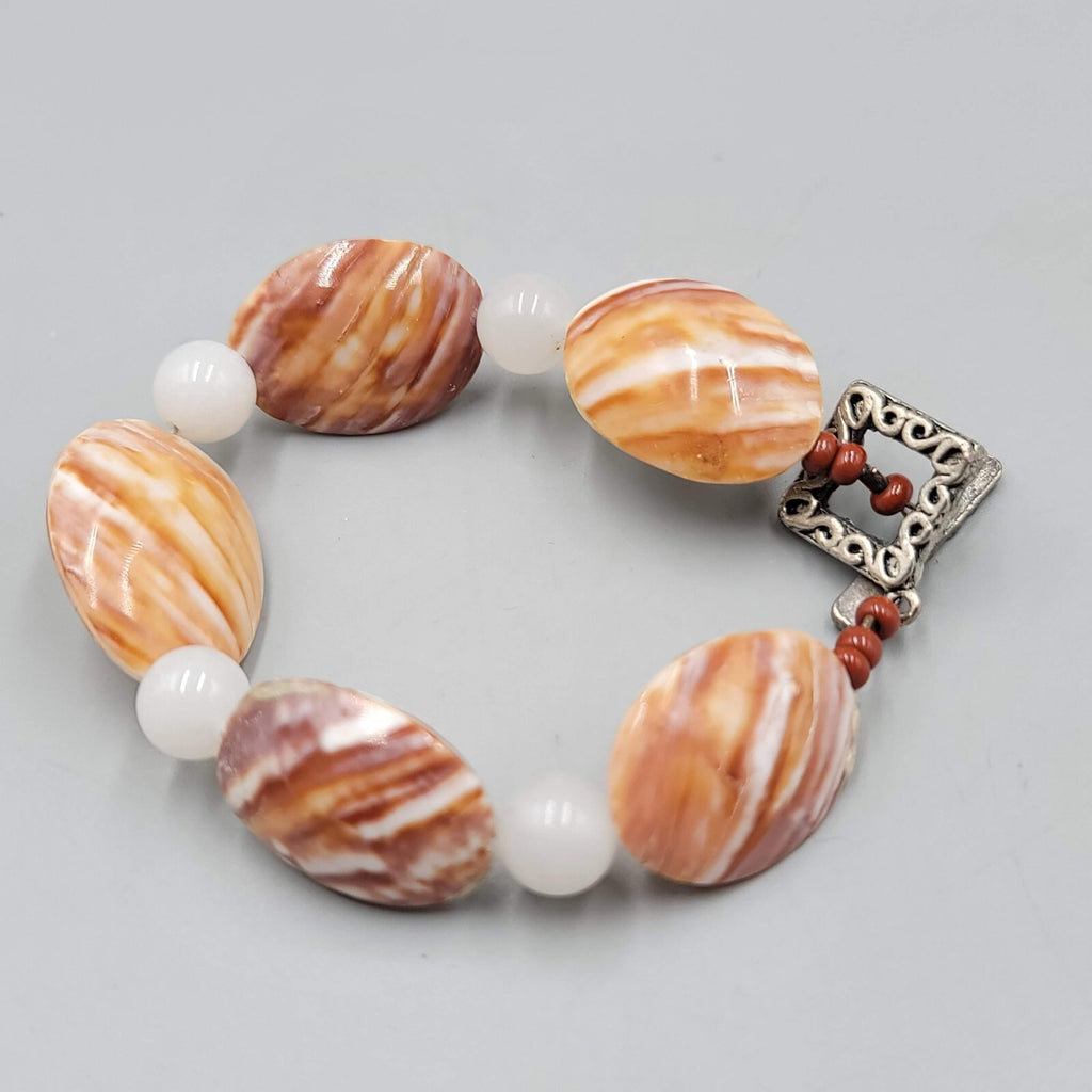 Real Seashell Bead Bracelet Summer Beach Theme Toggle Closure 6.75"