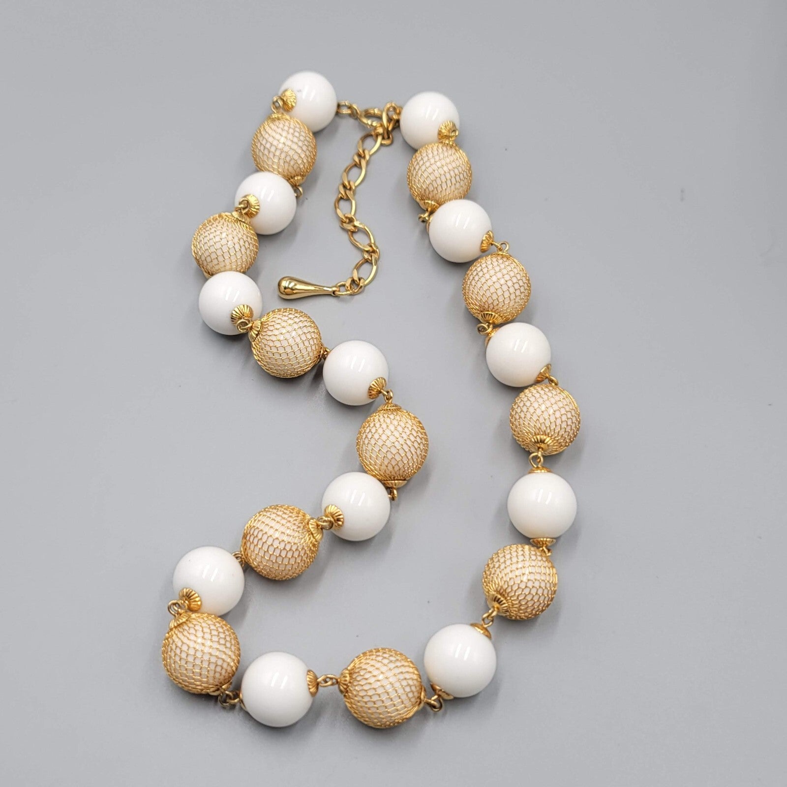 Vintage Bead Necklace White Bead Gold tone Wire Caged Beads 22"-24"
