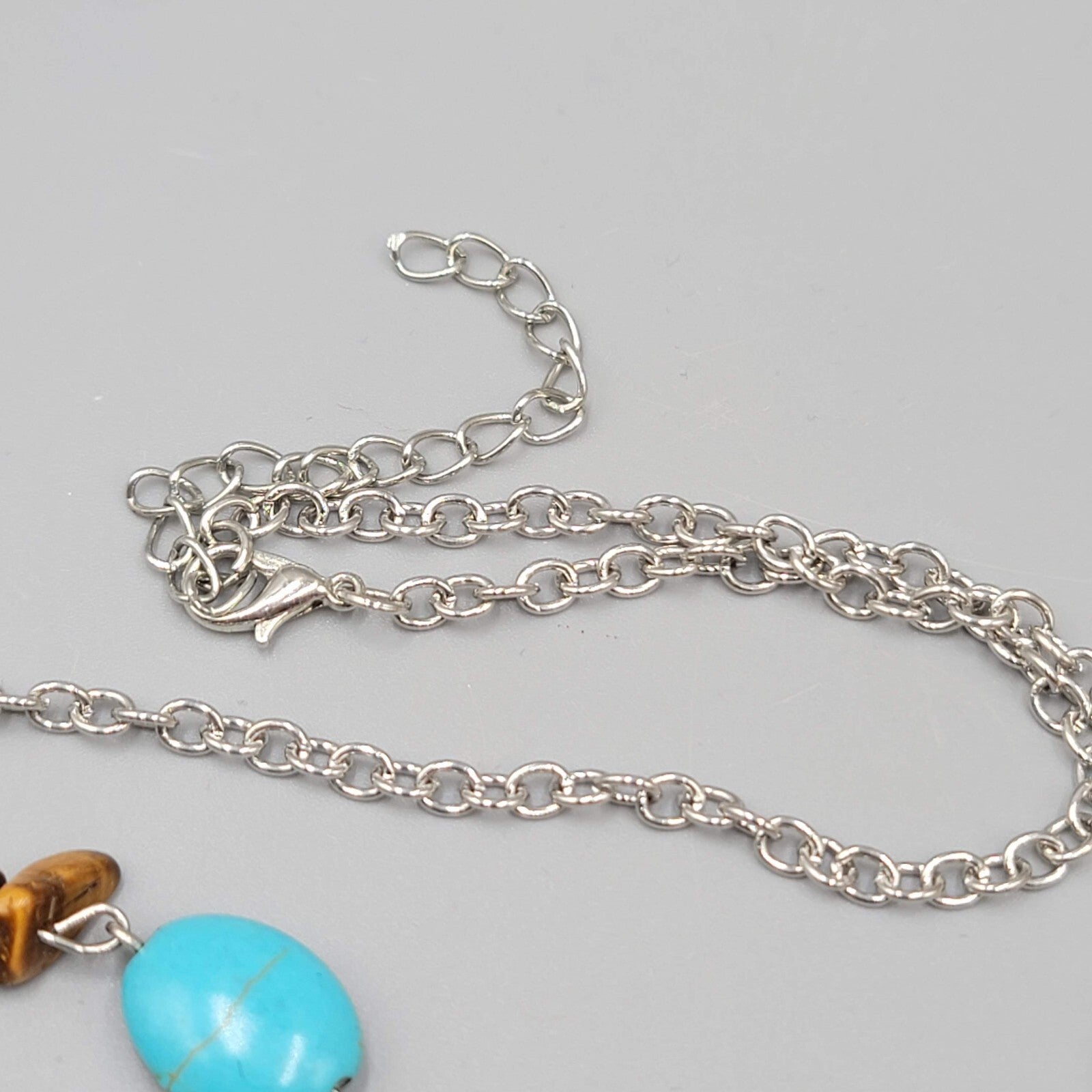 Blue Stone Bead Necklace Teardrop Pendant Silver tone 22"-25"