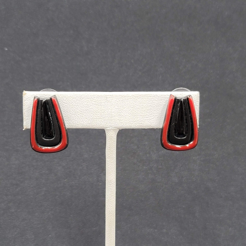 Chicos Clip on Earrings Red Black Enamel Studs 3/4"