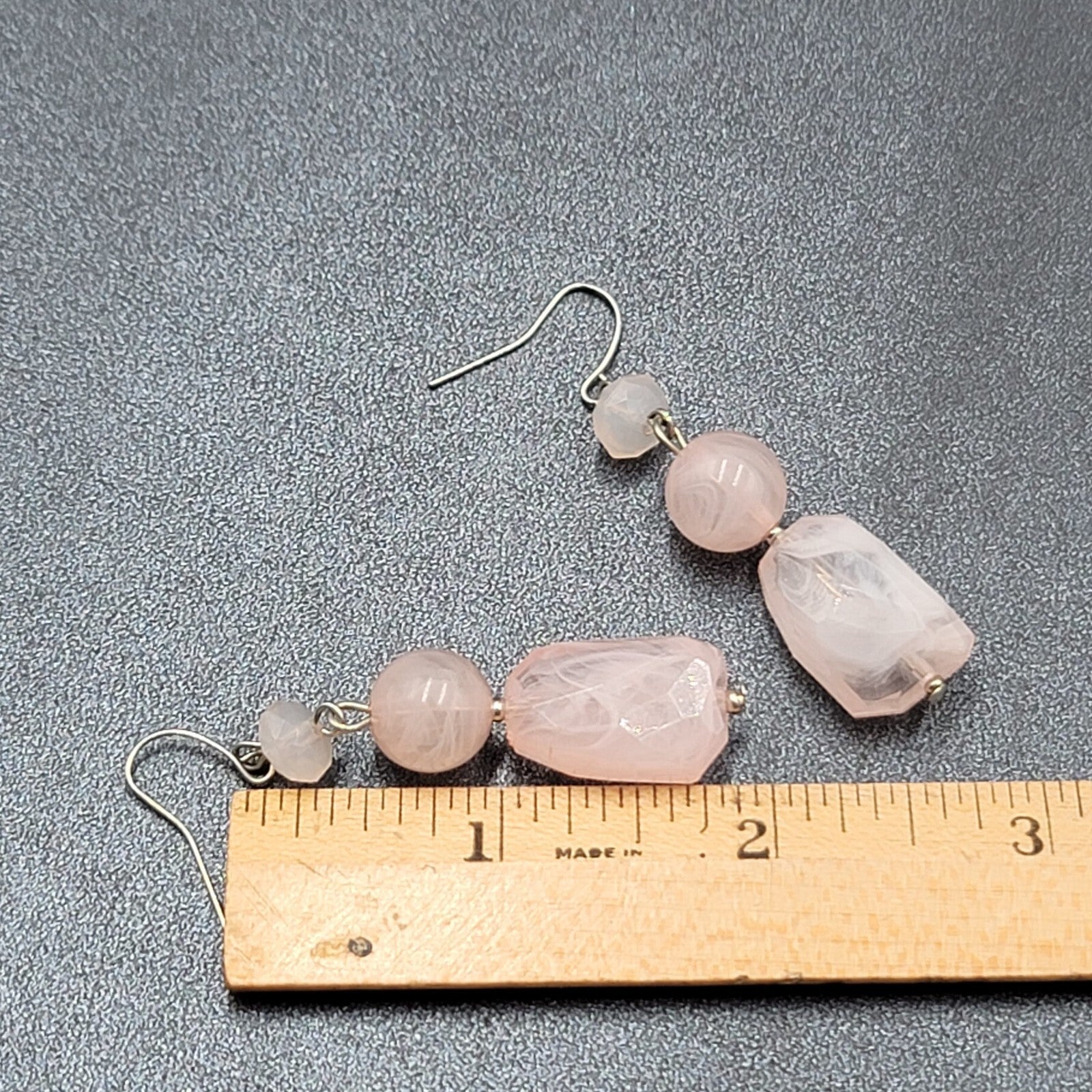 Pierced Earrings Silver tone Acrylic Marbled Pink Beads Dangle 2"
