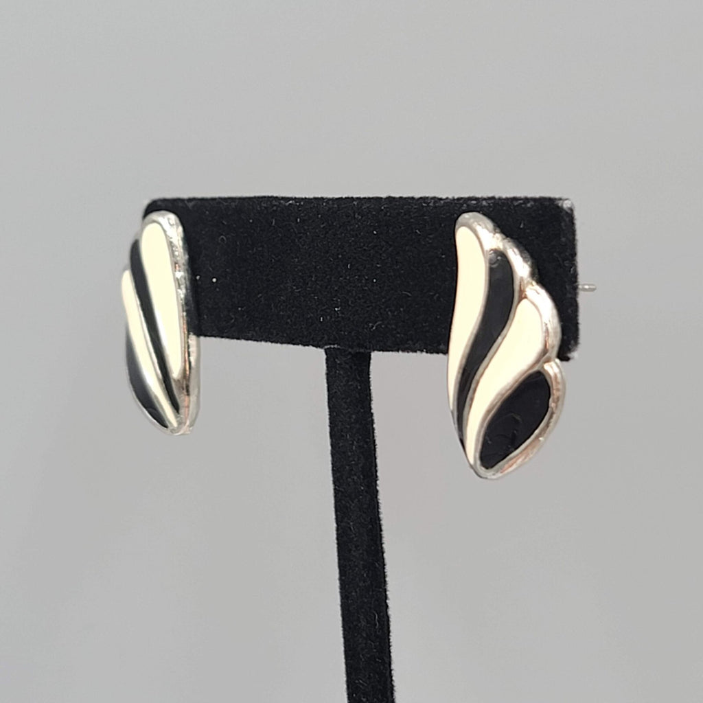 Vintage Climber Pierced Earrings Black Cream Enamel Silver tone 7/8"