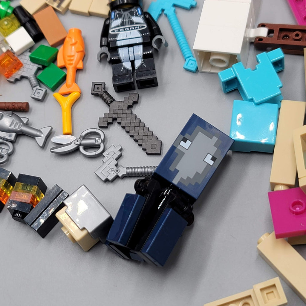 LEGO Loose Brick Lot Over 2.5 Pounds Mostly Minecraft