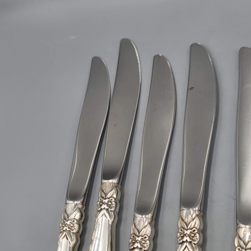 1847 Rogers Bros International Silver Plate Garland Lot of 10 Dinner Knives