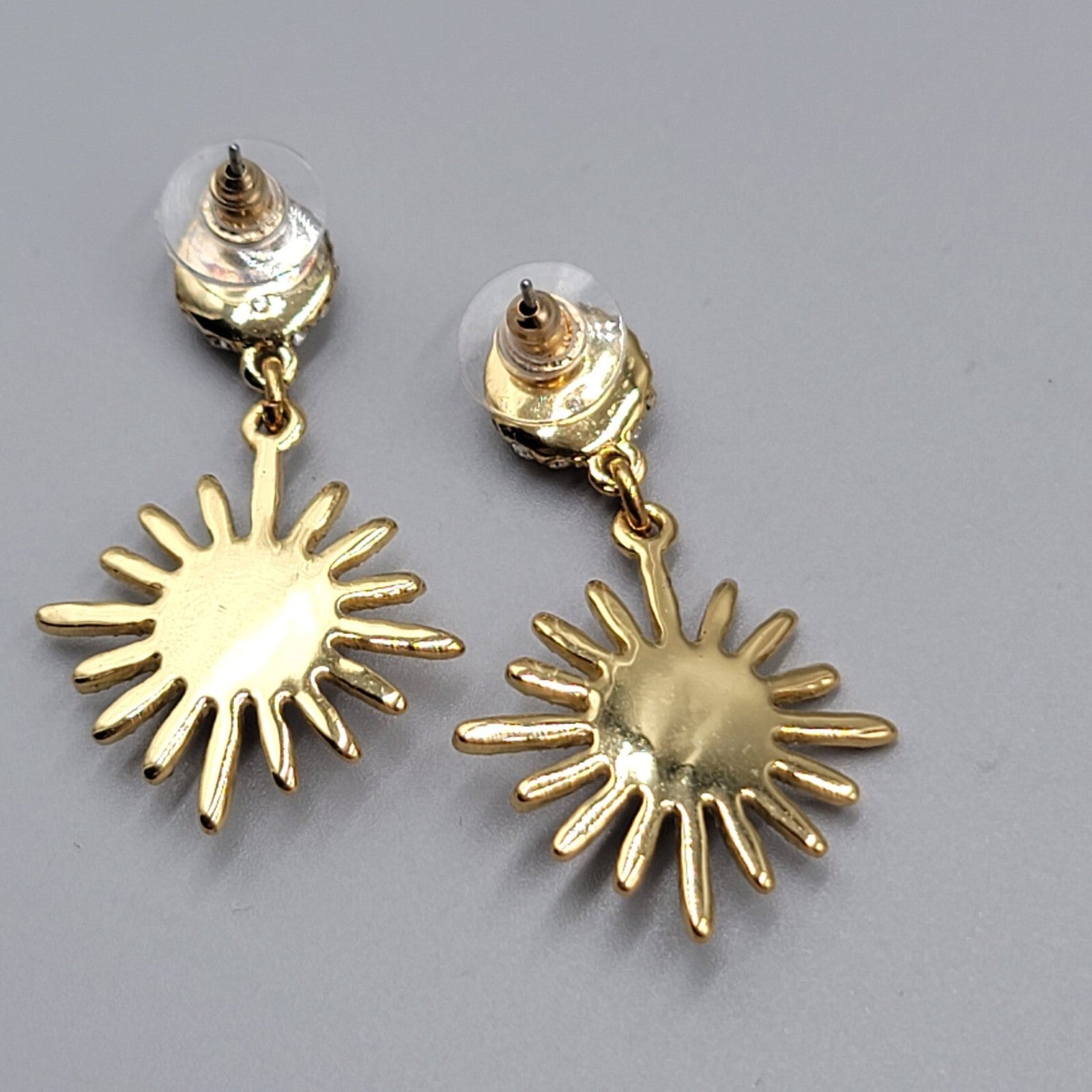 Pierced Earrings Gold tone Multicolor Crystal Starburst Sun Dangle 1.75"