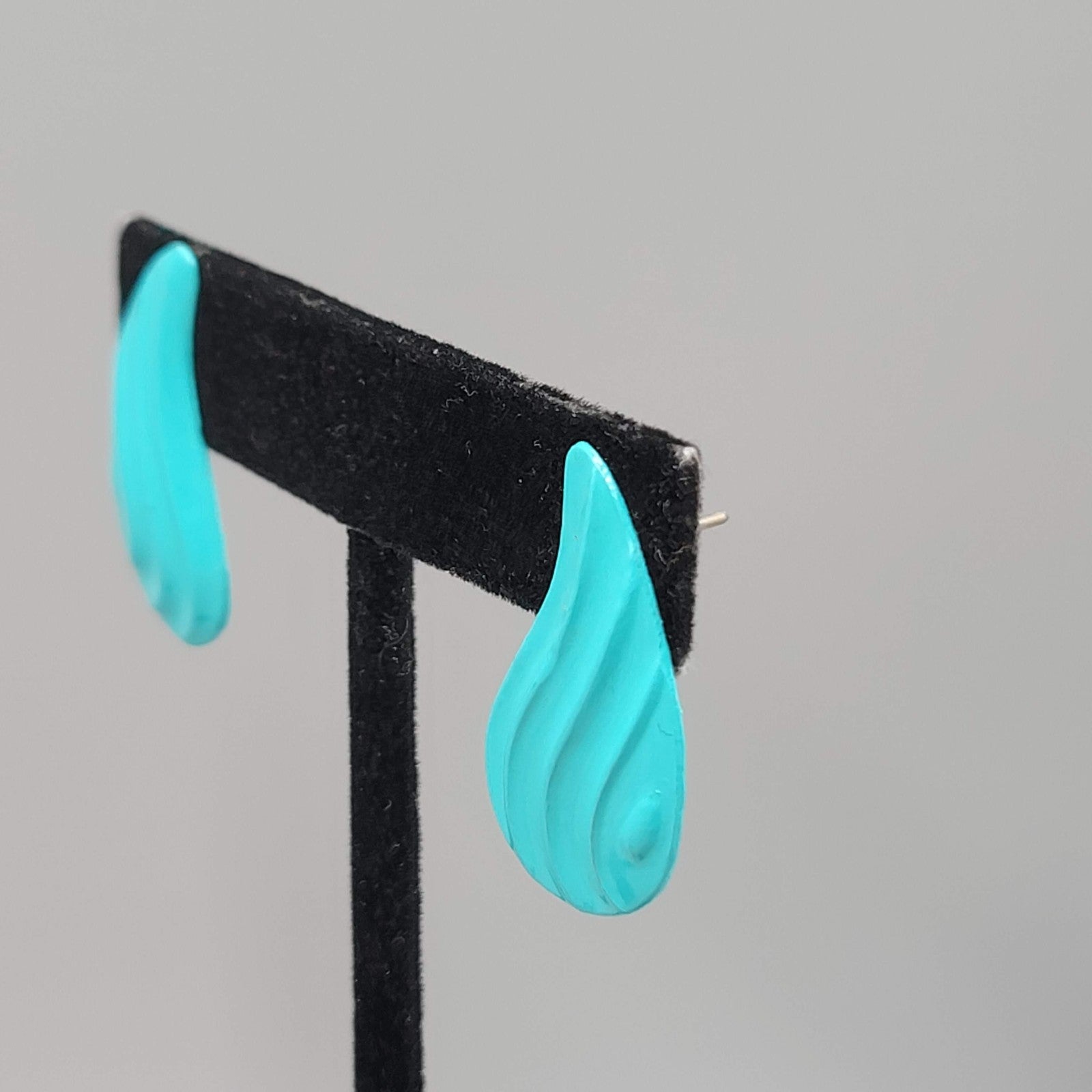 Vintage Teal Blue Enamel Pierced Earrings Wavy Tear Drop 1 1/8 in