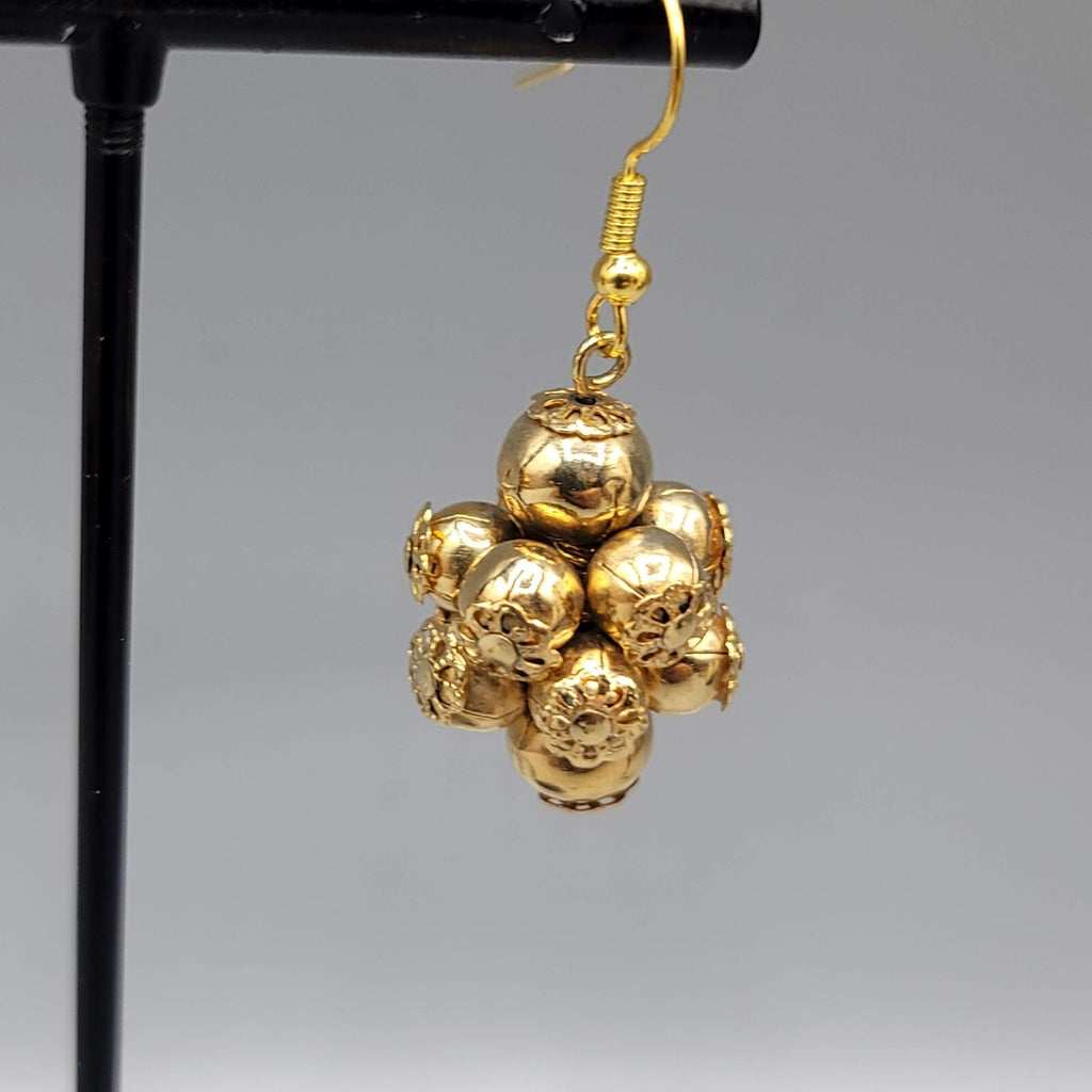 Vintage Pierced Earrings Gold tone Cluster Bead Dangle Holiday 1"