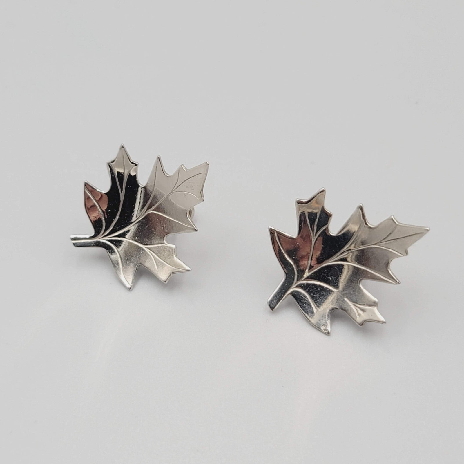 Vintage Clip on Earrings Silver tone Leaf Screw Back 1.25"