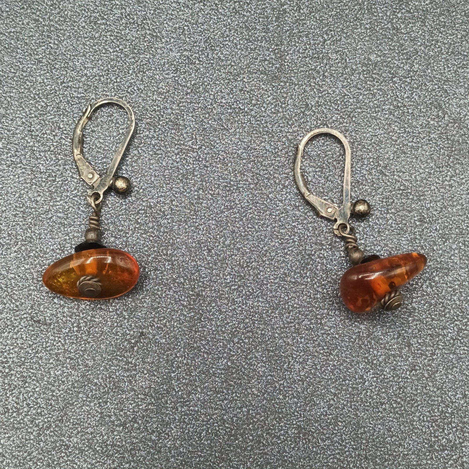 Pierced Earrings Black Metal Amber Beaded Dangle 1/2"