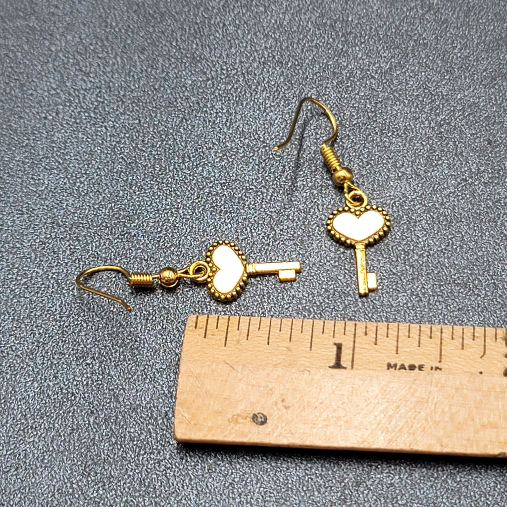 New Ornate Heart Skeleton Key Pierced Earrings Gold tone Dangle 5/8"