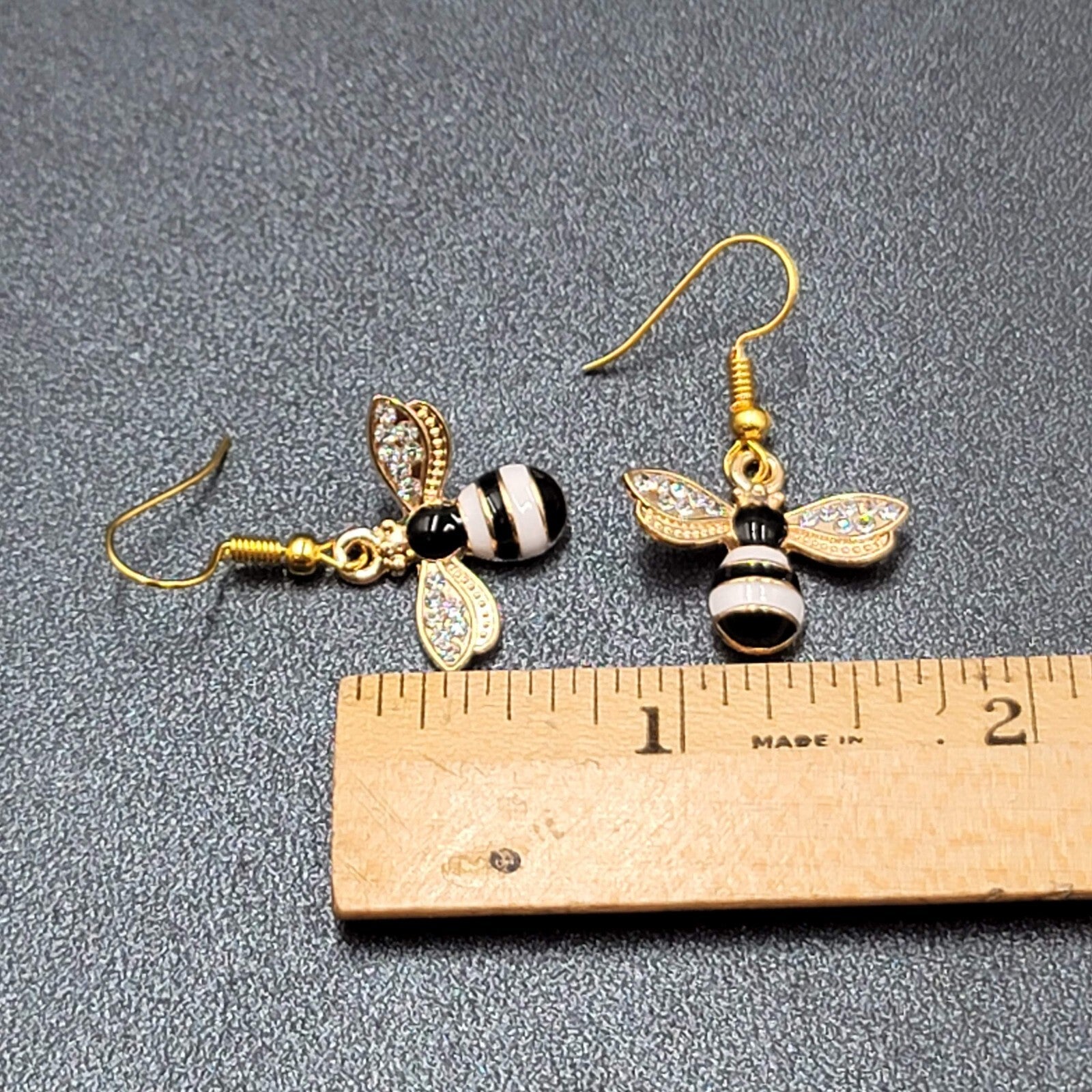 Bumble Bee Pierced Earrings Gold tone Rhinestone White Enamel Dangle New 5/8"