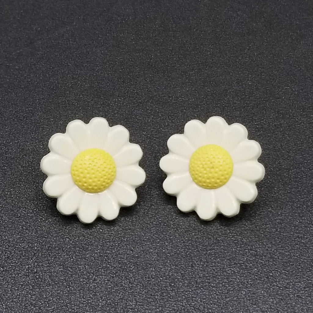 Pierced Earrings Acrylic White Flower Statement Stud 1"
