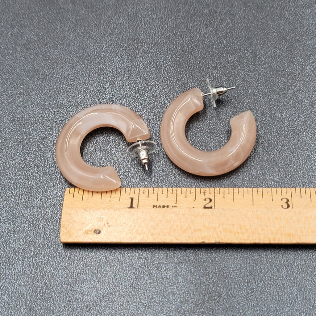 Pierced Earrings Lightweight Acrylic Marbled Round Hoops 1.25"