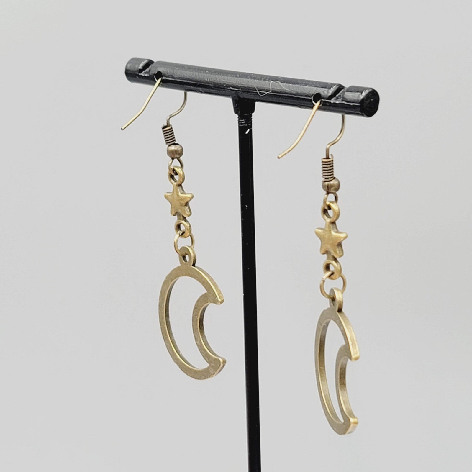 Star and Moon Pierced Earrings Bronze tone Dangle 1.5" New