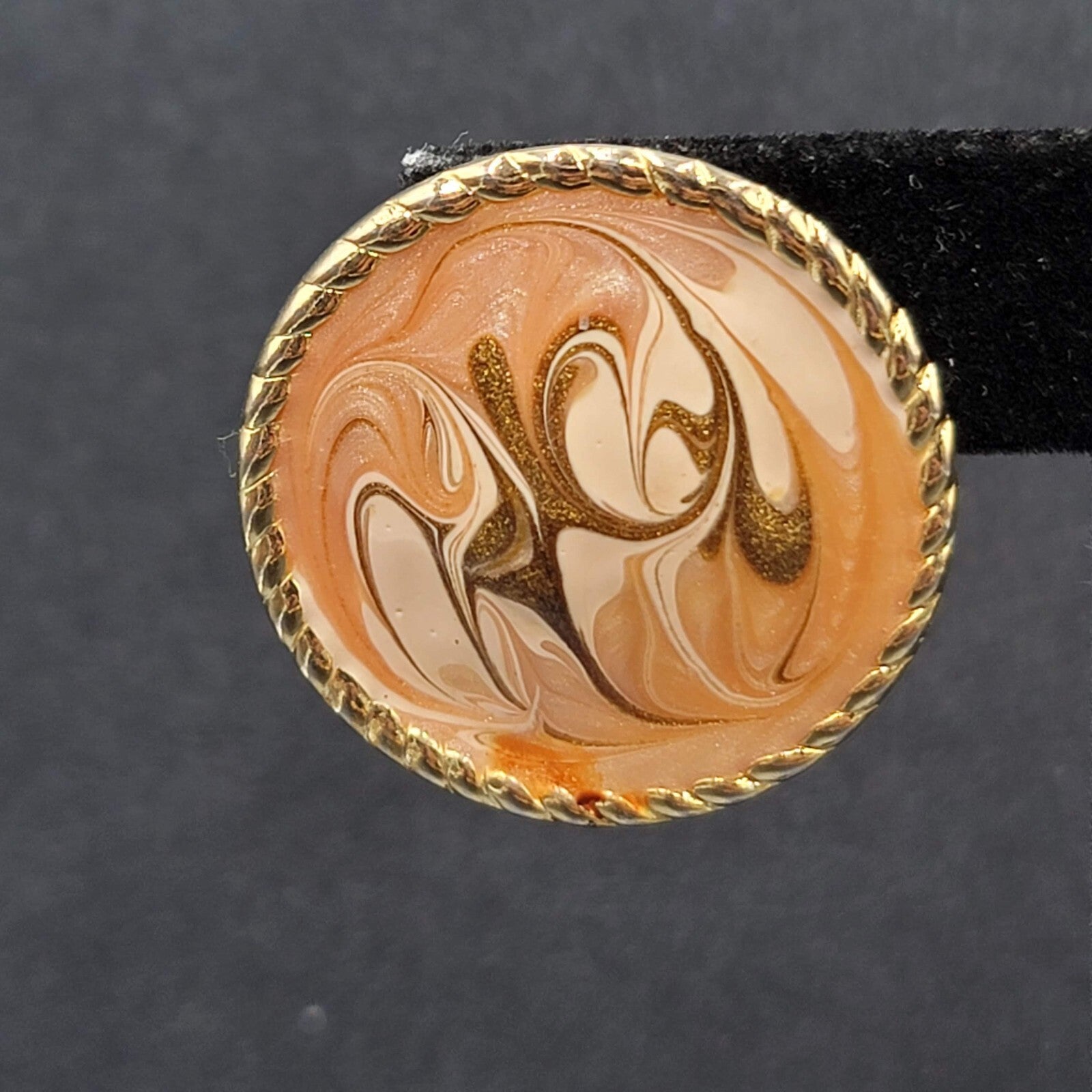 Vintage Clip on Earrings Gold tone Pink Enamel Swirl Round 1.5"
