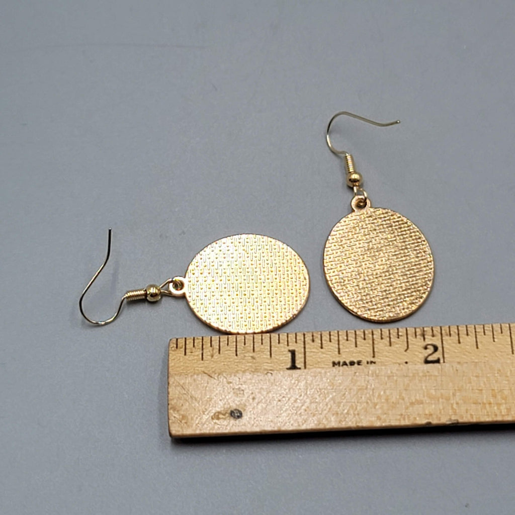 Kitty Cat in the Sun Enamel Pierced Earrings Gold tone Dangle 1 1/8"