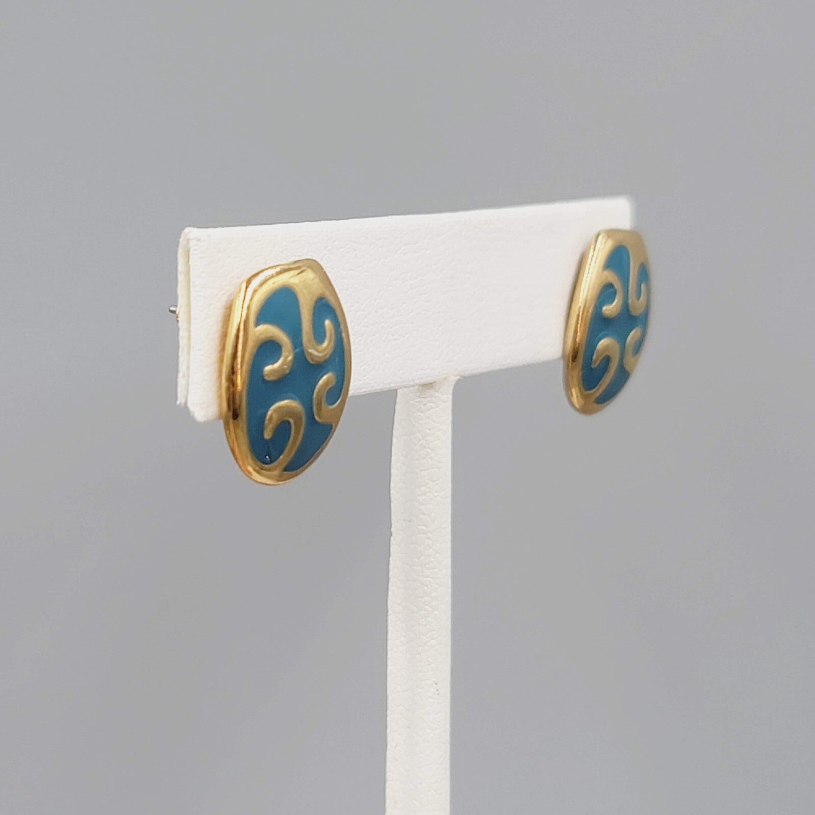 Stud Pierced Earrings Gold tone Blue Enamel Swirl 5/8"