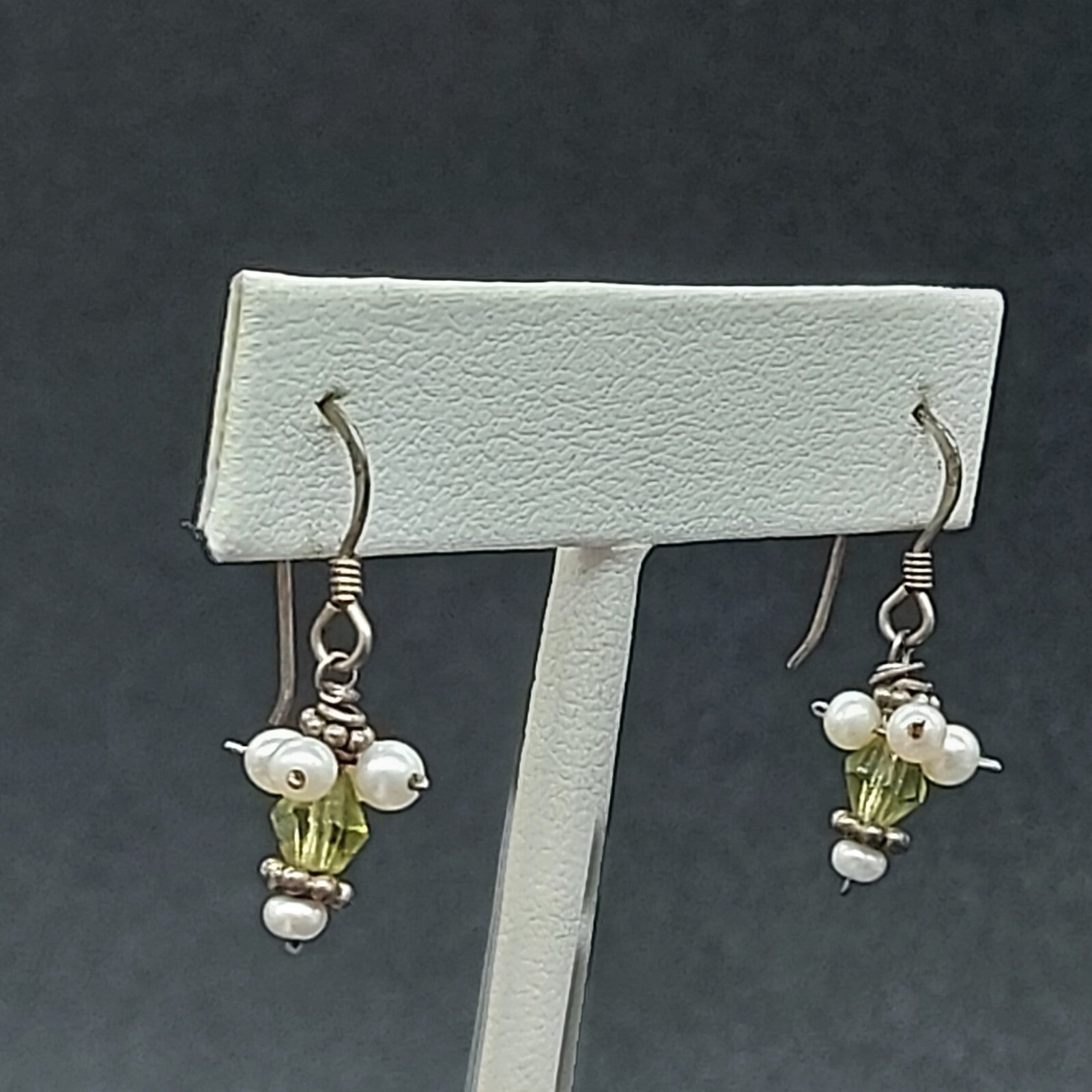 Pierced Earrings Silver tone White and Yellow Glass Beaded Dangle 1/2"