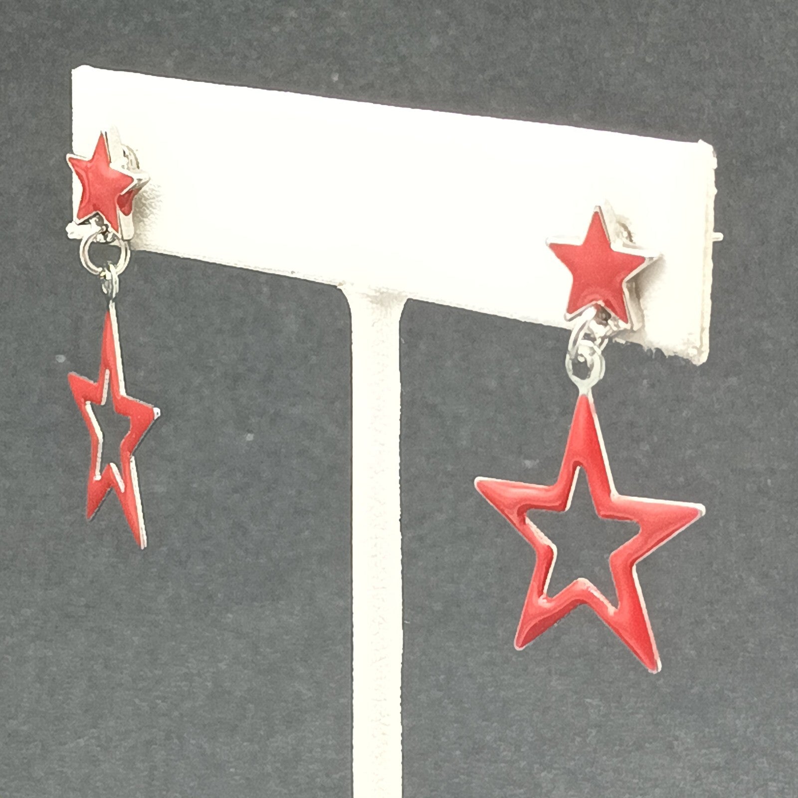 Lot of 2 Pairs Pierced Earrings Red Blue Enamel Silver tone Star Dangle 1 1/4"