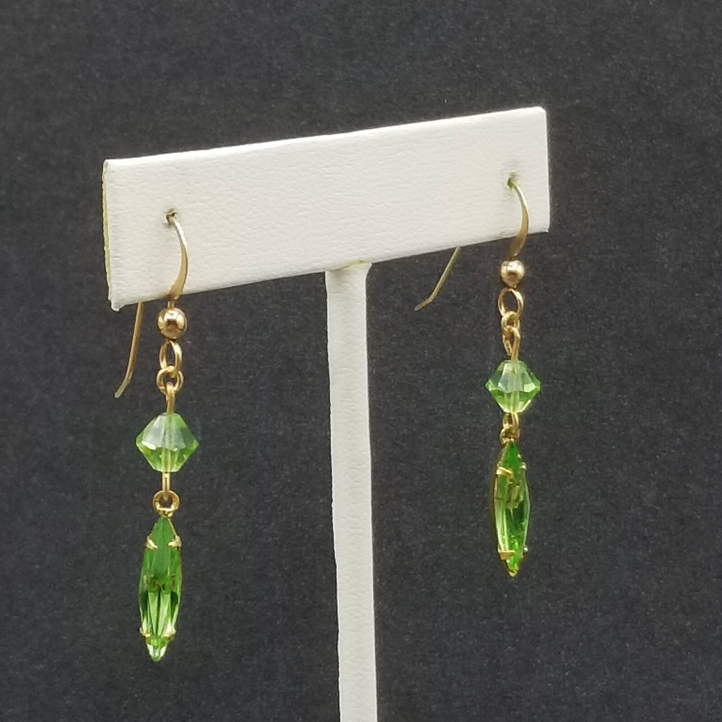 Pierced Earring Gold tone Green Crystal Faceted Bead Statement Dangle 1 1/8"