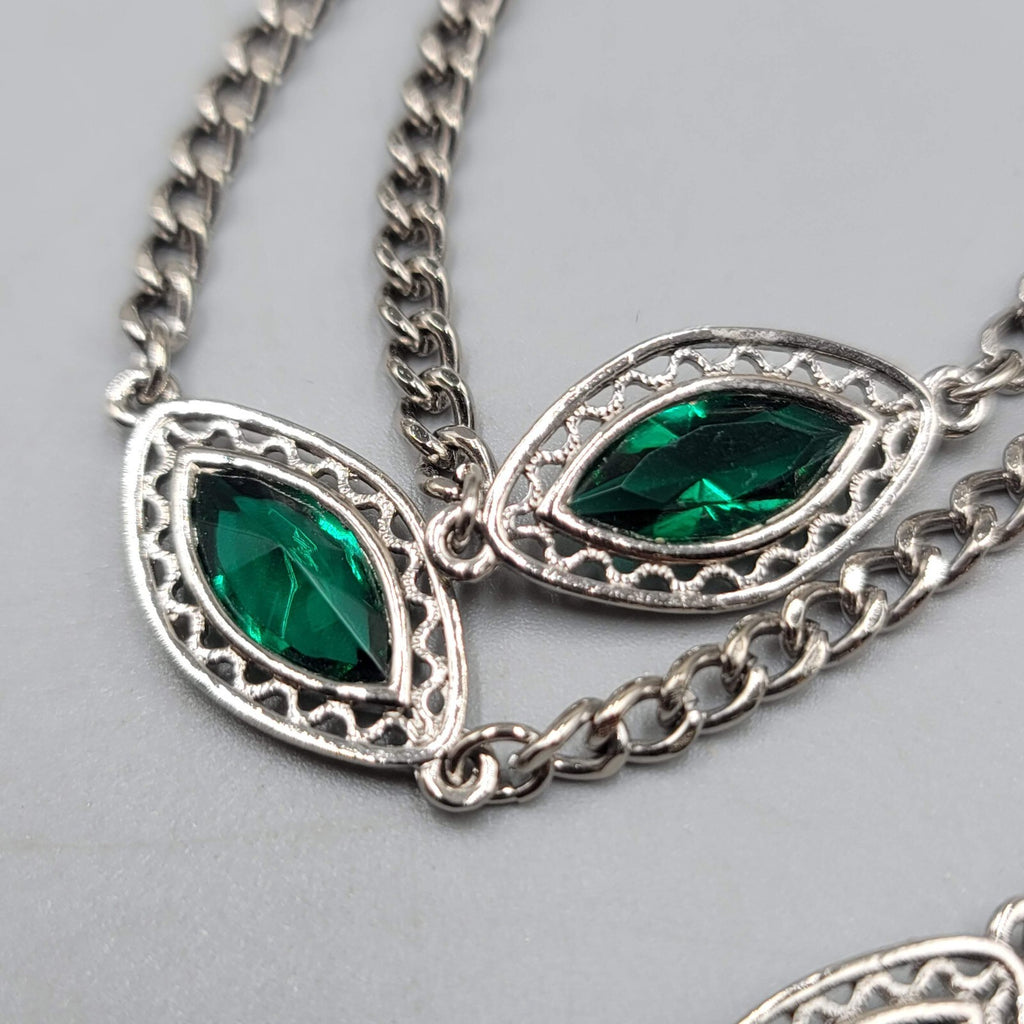 Vintage Green Rhinestone Station Necklace Silvertone 34" Estate Costume Jewelry 