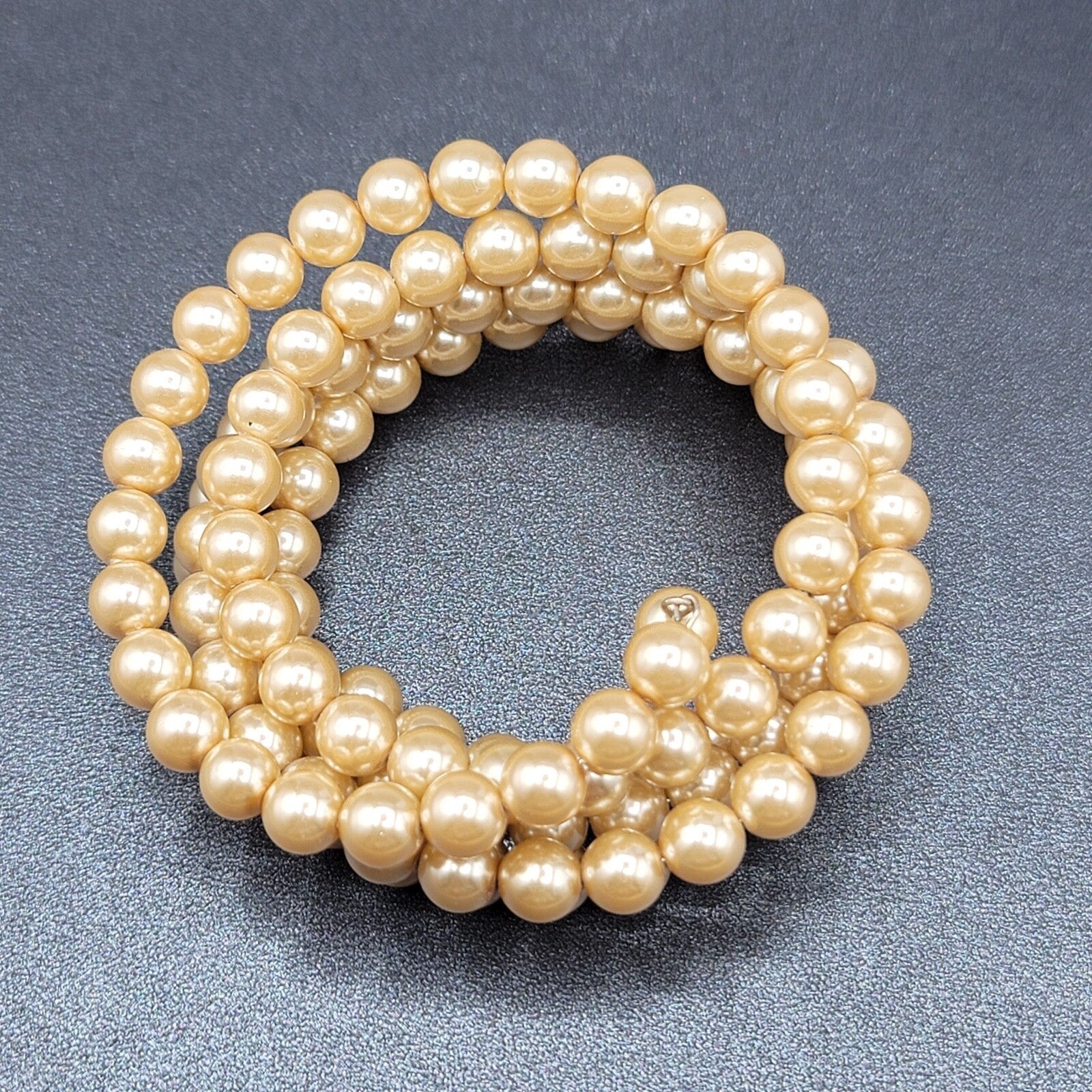 Vintage Memory Wire Bracelet Faux Glass Pearls Cream Colored Lovely