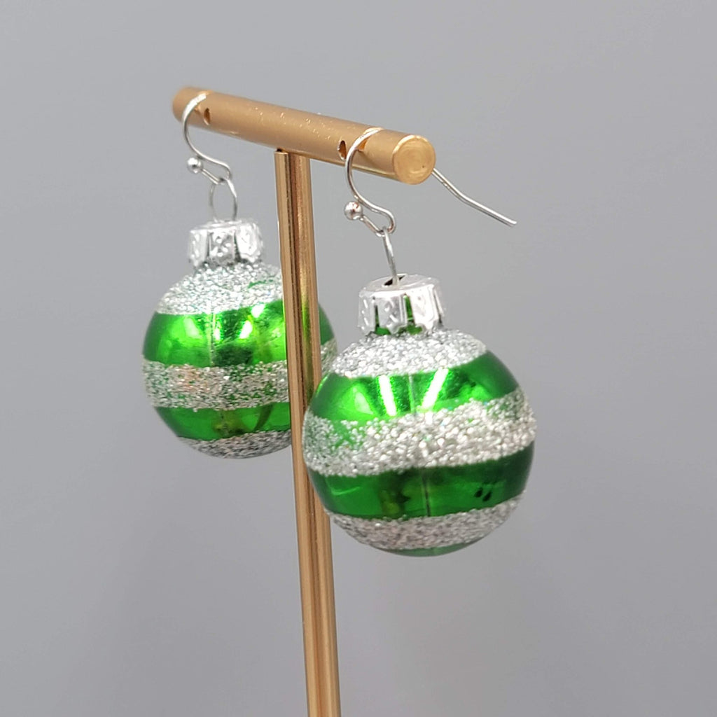 Christmas Green Glass Ornament Bulb Pierced Earrings Silver tone Dangle  1.25"