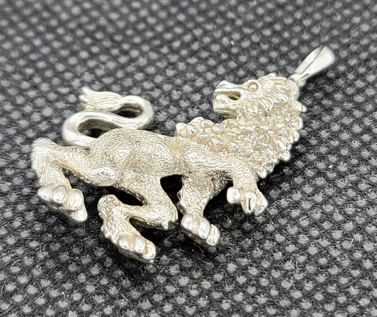 Lion Leo Zodiac Textured Silver tone 3D Pendant Only 1 1/2"