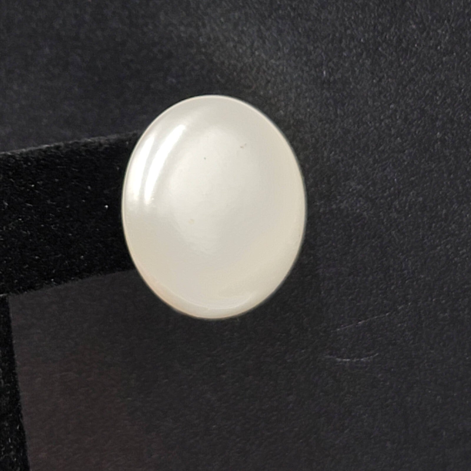 Vintage Clip on Earrings White Satin Finish Round 7/8"