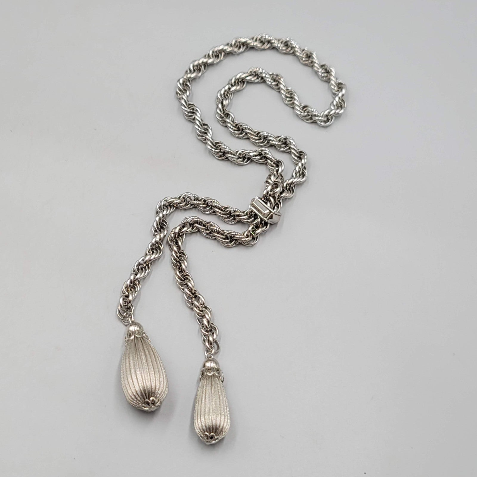 Vintage Twist Chain Lariat Necklace Statement Silver tone 28 in