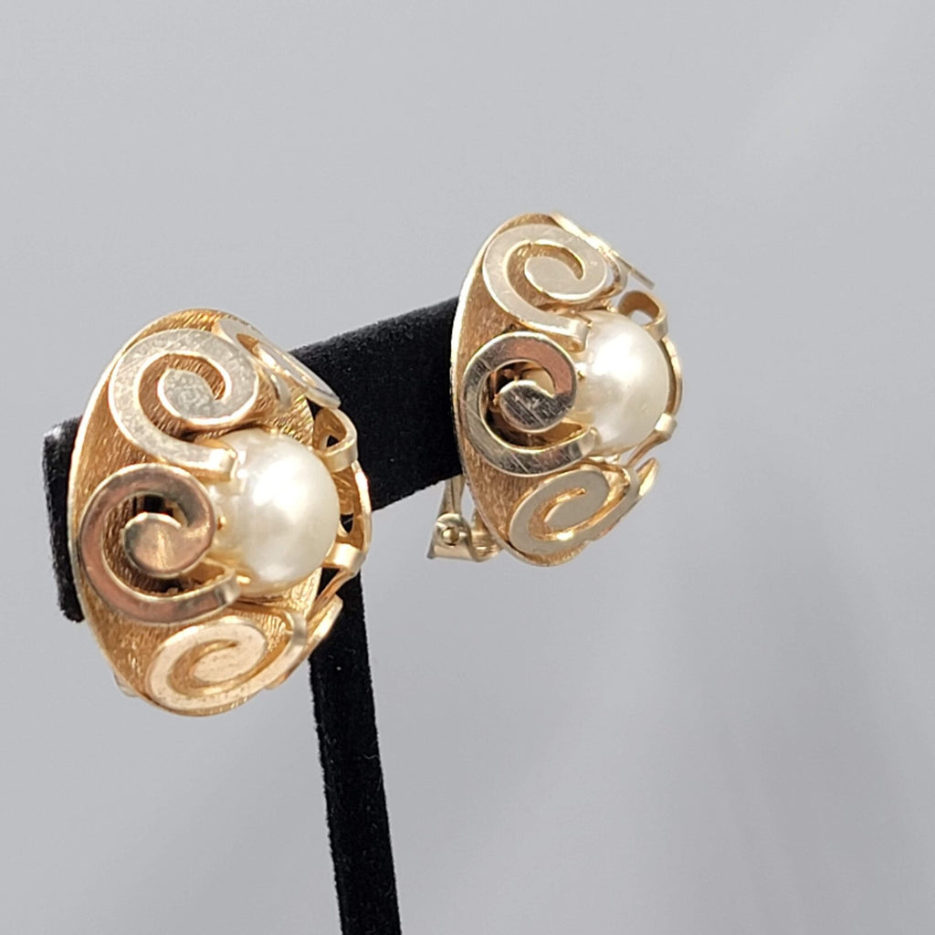 Vintage Clip on Earrings Gold tone White Cabochon Round Statement 1 1/8"